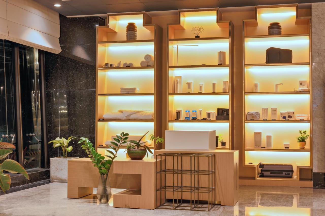 Maxx Phnom Penh Downtown By H World Hotel Kültér fotó