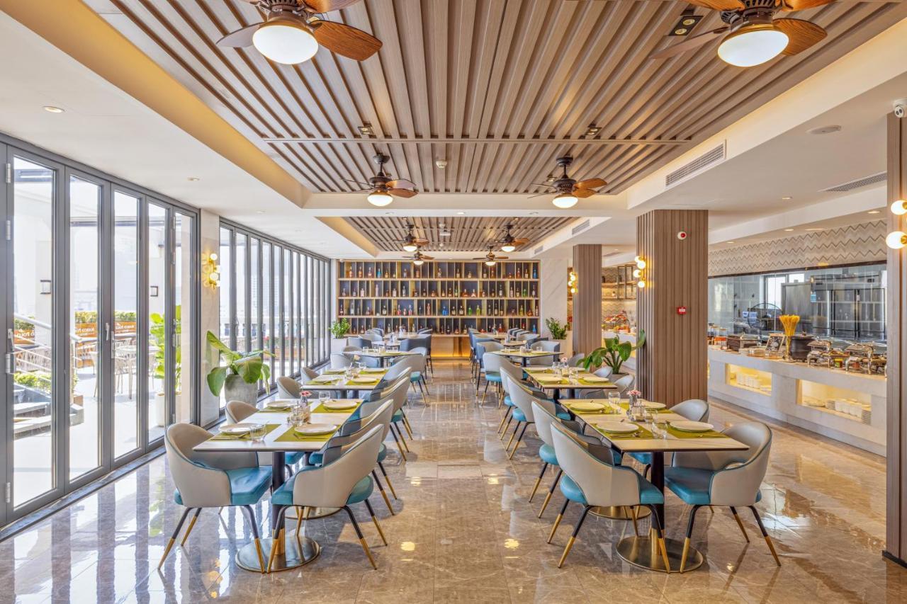 Maxx Phnom Penh Downtown By H World Hotel Kültér fotó