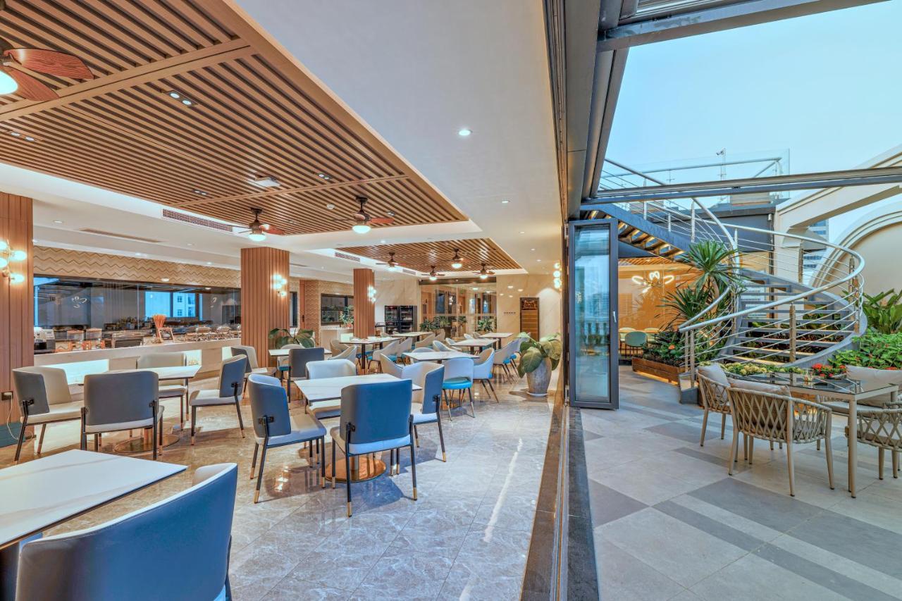 Maxx Phnom Penh Downtown By H World Hotel Kültér fotó