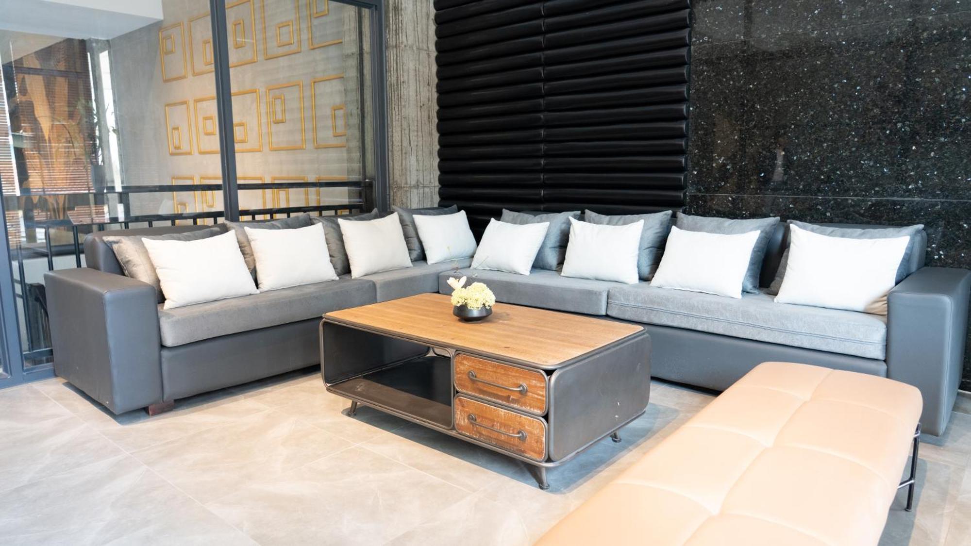 Maxx Phnom Penh Downtown By H World Hotel Kültér fotó