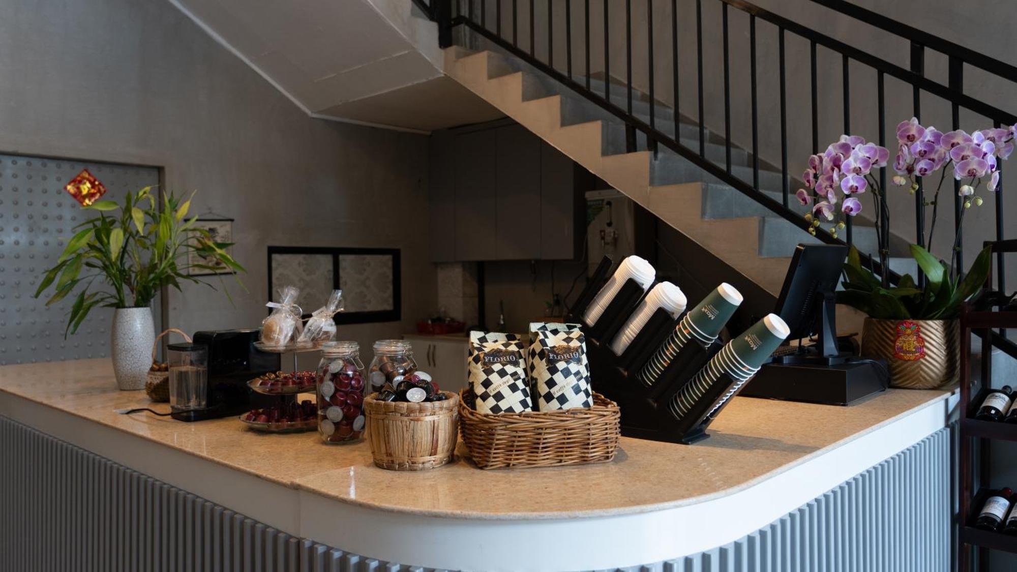 Maxx Phnom Penh Downtown By H World Hotel Kültér fotó